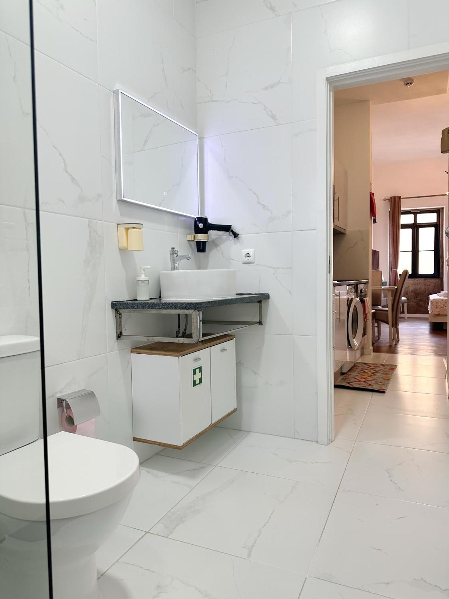 Central Cozy Stay 2 Ac Near Metro Porto Ngoại thất bức ảnh